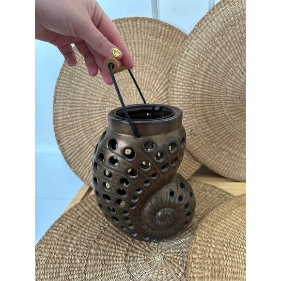 Marshalls brown shell Decor - Picture 5 of 10